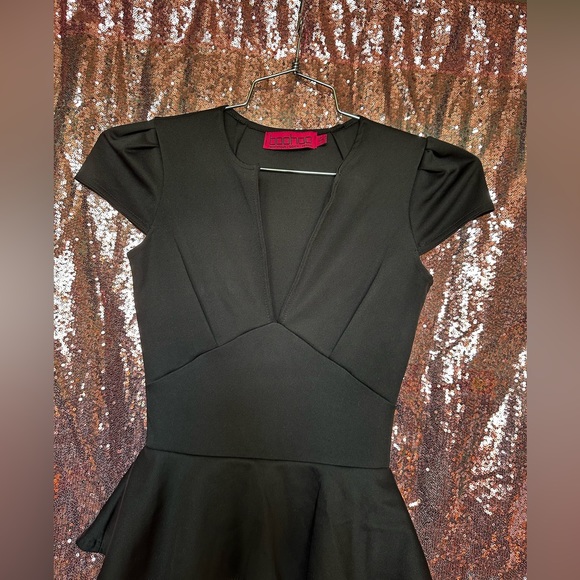 Boohoo Cap Sleeve Peplum Midi Black Dress - Picture 6 of 13